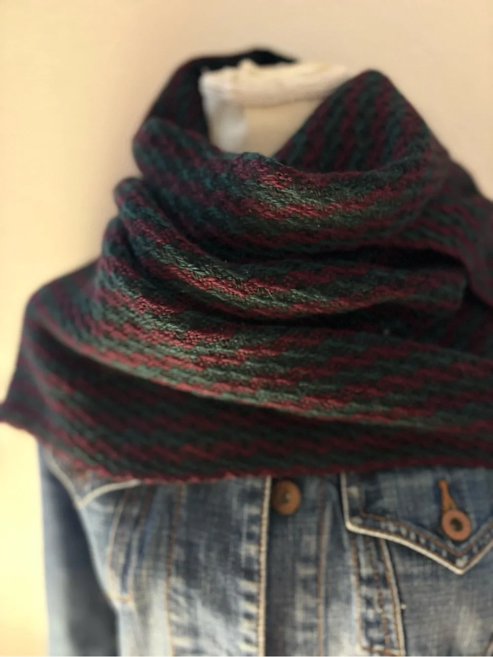 Men's Knit Scarf in Dark Green & Burgundy